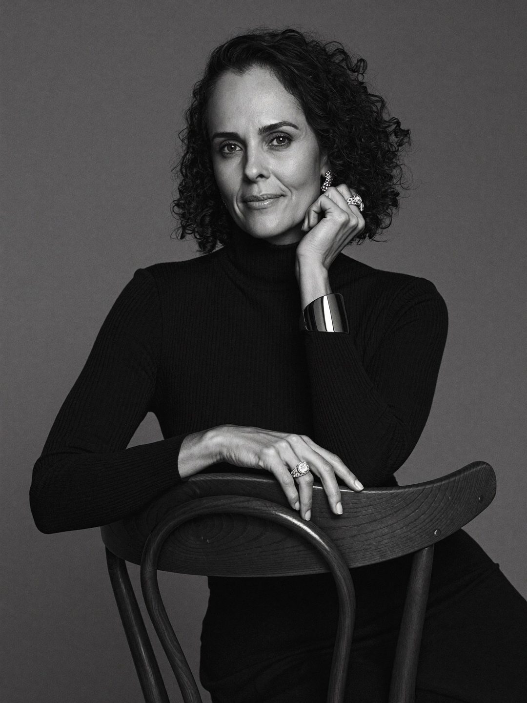 Francine Sinnott em retrato preto e branco